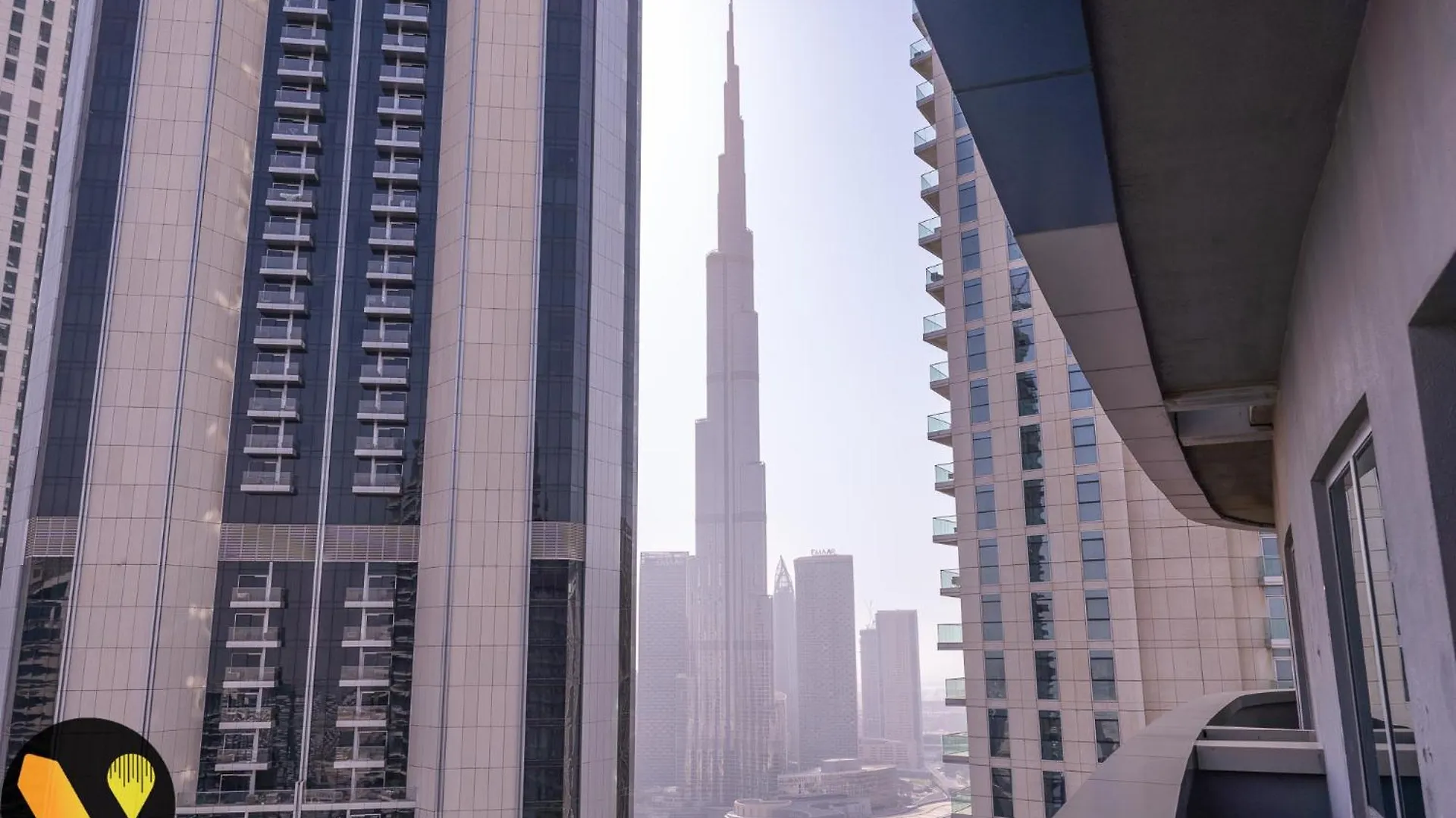 Vogue Damac Mall Street Near Burj Khalifa Apartment Dubai